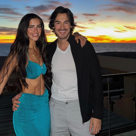 172cm tall Fernando Schoenwald towers over his 163 cm tall wife Barbara De Regil